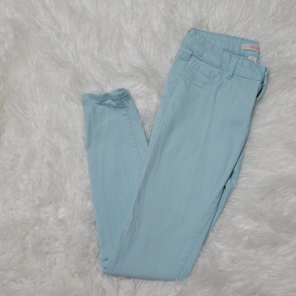 Refuge jeans size 4
